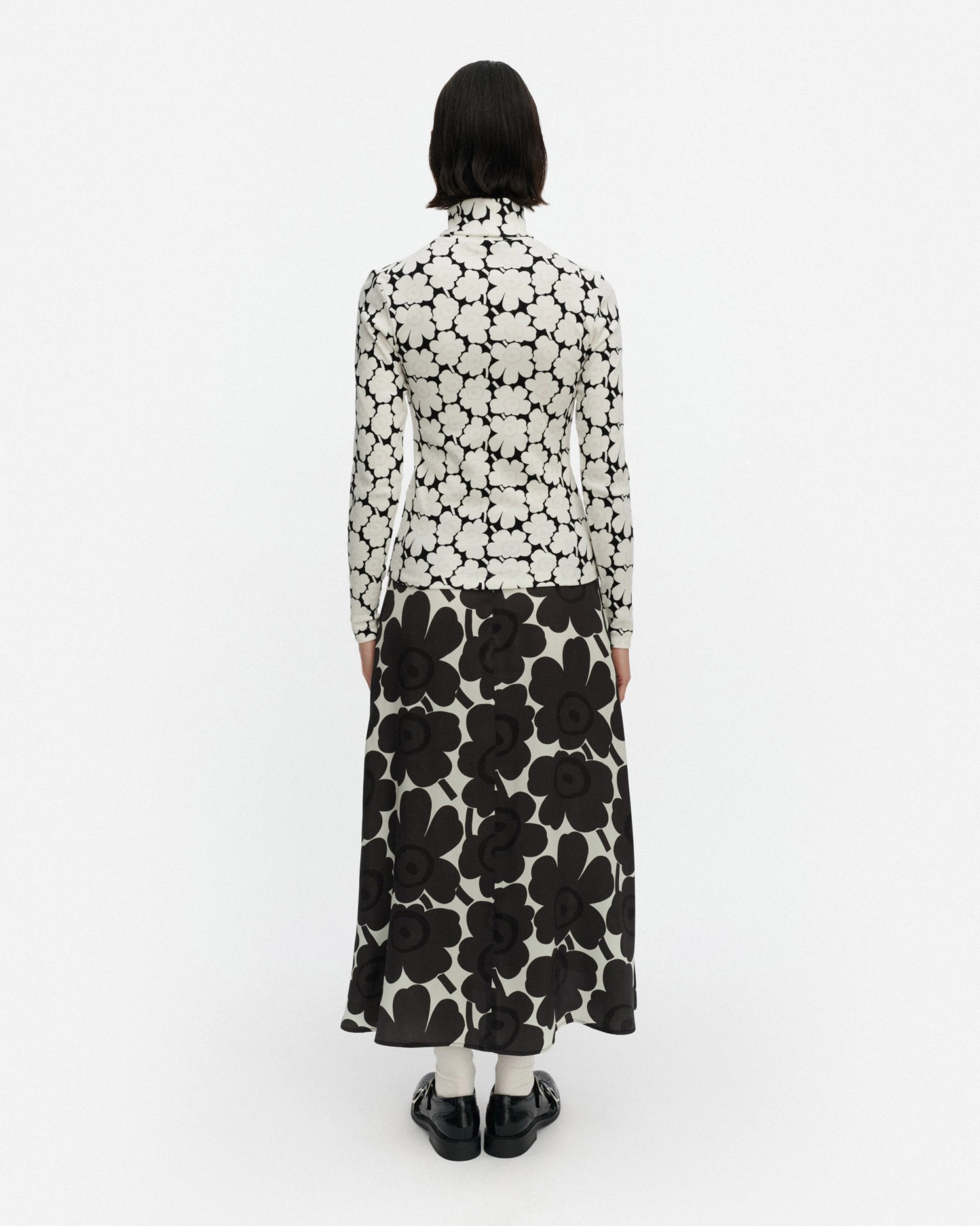 Emali Unikko, Turtleneck shirt, white, black, light grey,