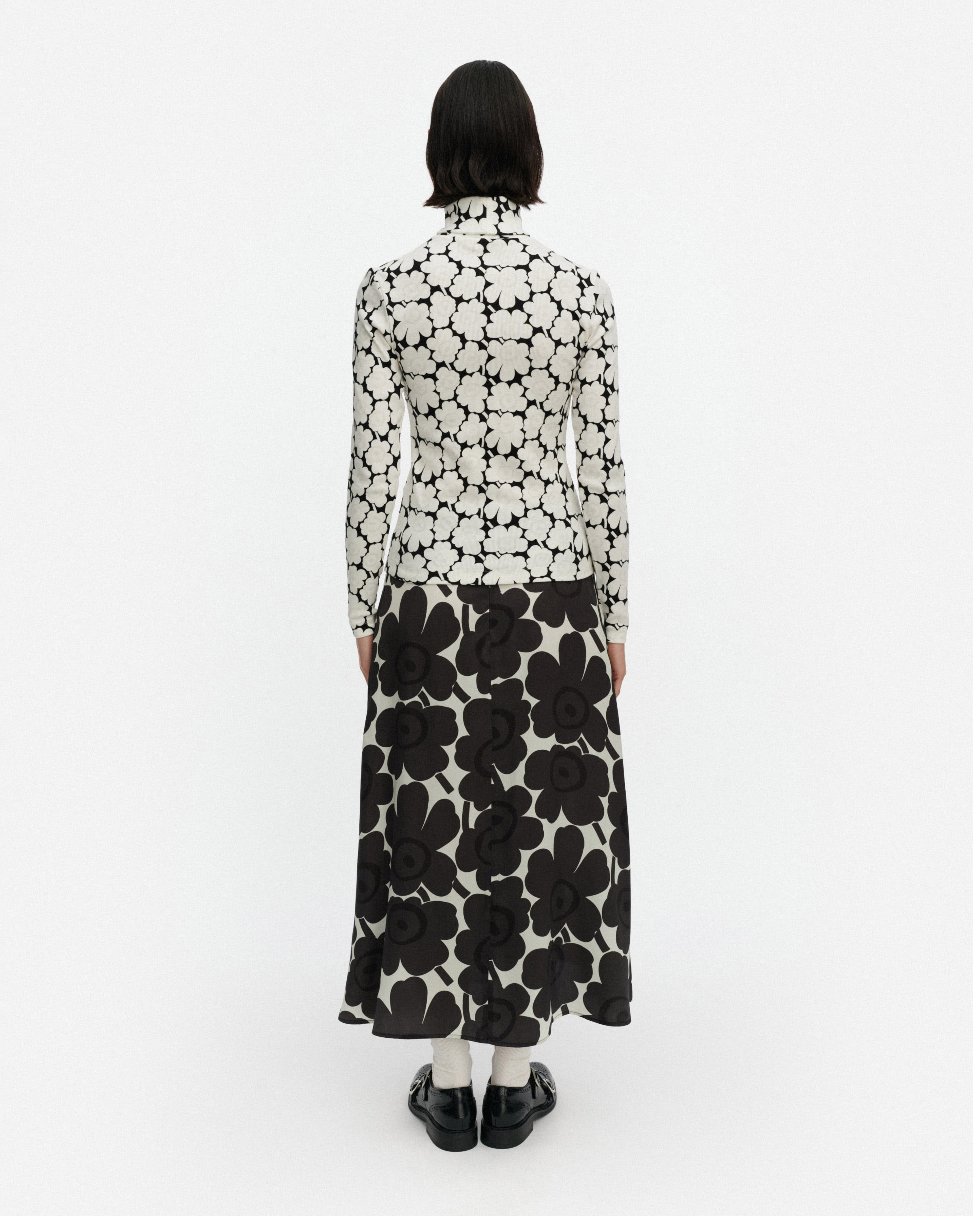 Emali Unikko, Turtleneck shirt, white, black, light grey,