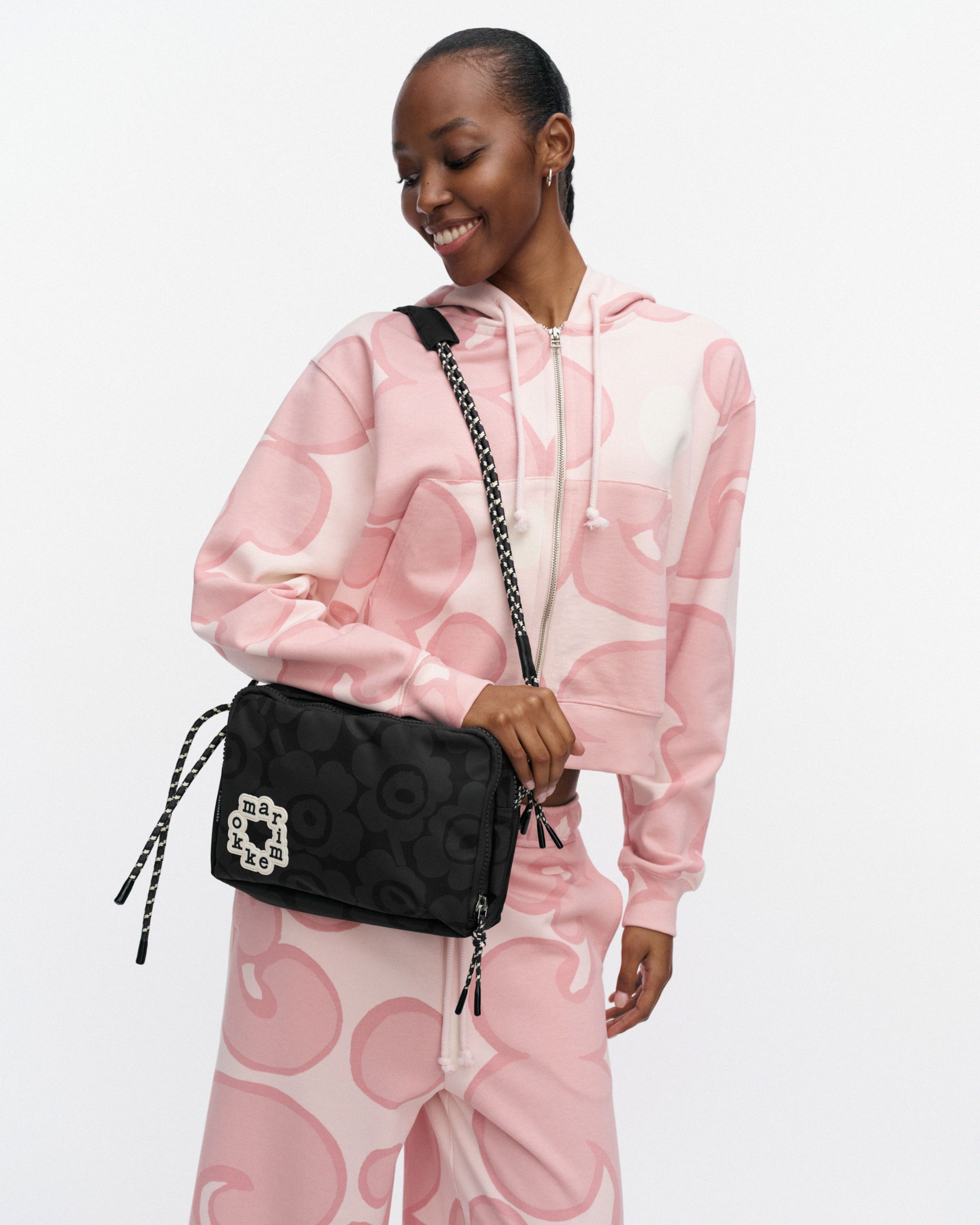 marimekko ブラックカモフラージュボディバッグ~~~ 楽天市場】マリメッコ ボディバッグの通販