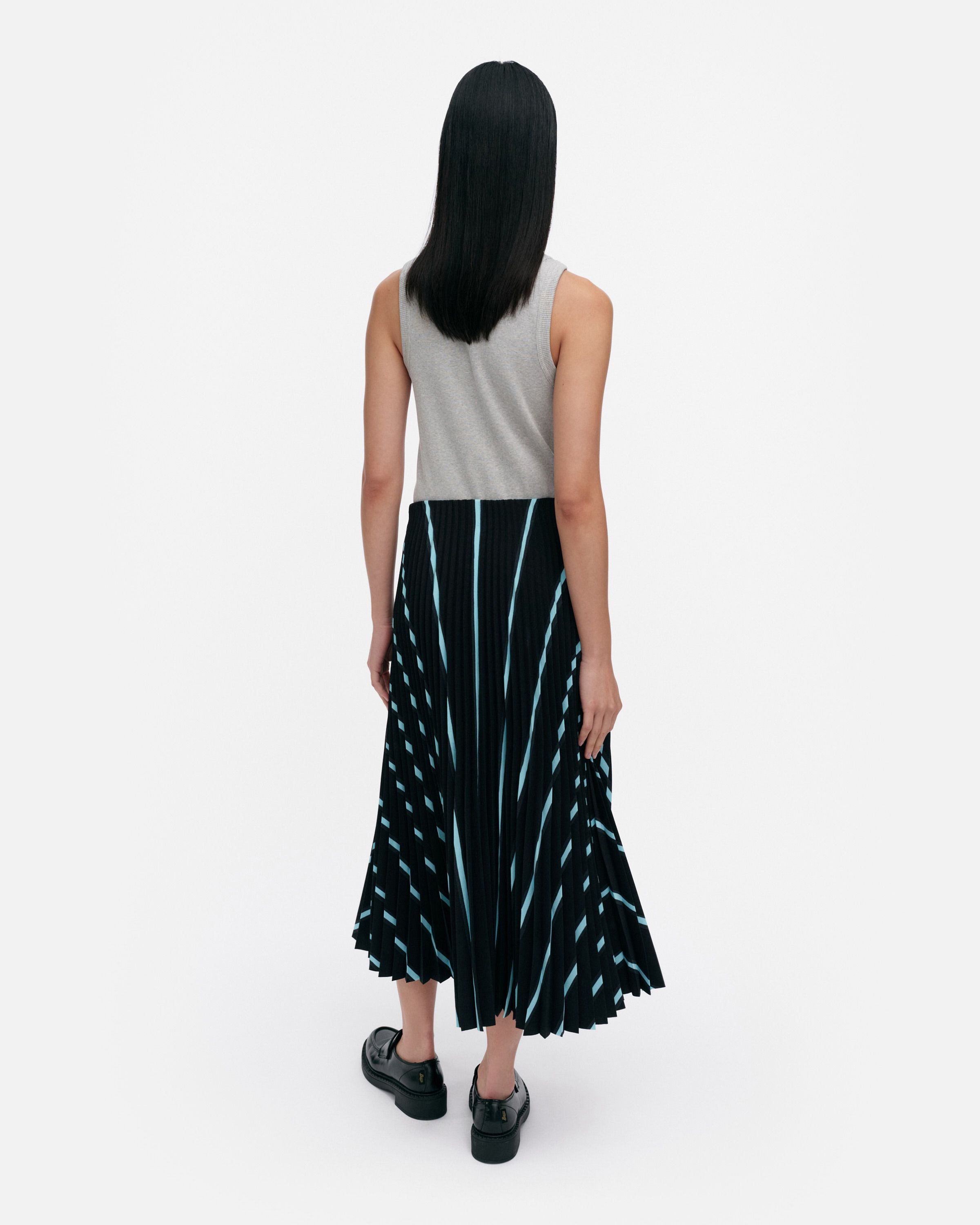 ☆ marimekko ☆ Myy Puhveli ブルー 558 - プリーツスカート Myy Puhveli Skirt | Marimekko