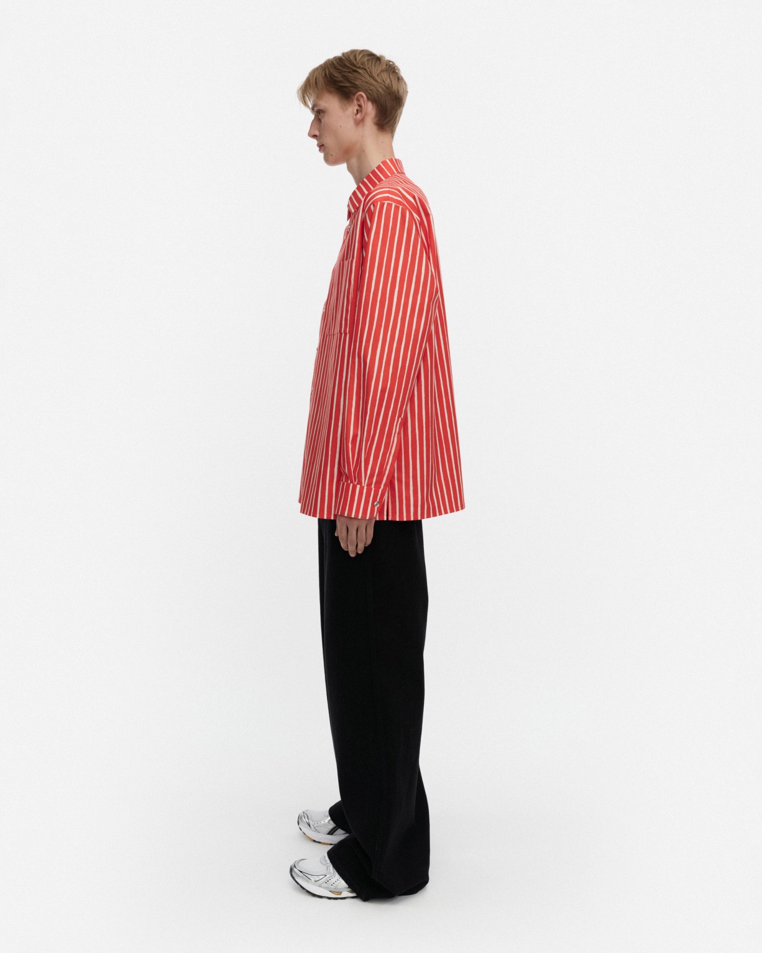 Jokapoika, Kioski puuvillapaita, punainen, l.valkoinen,