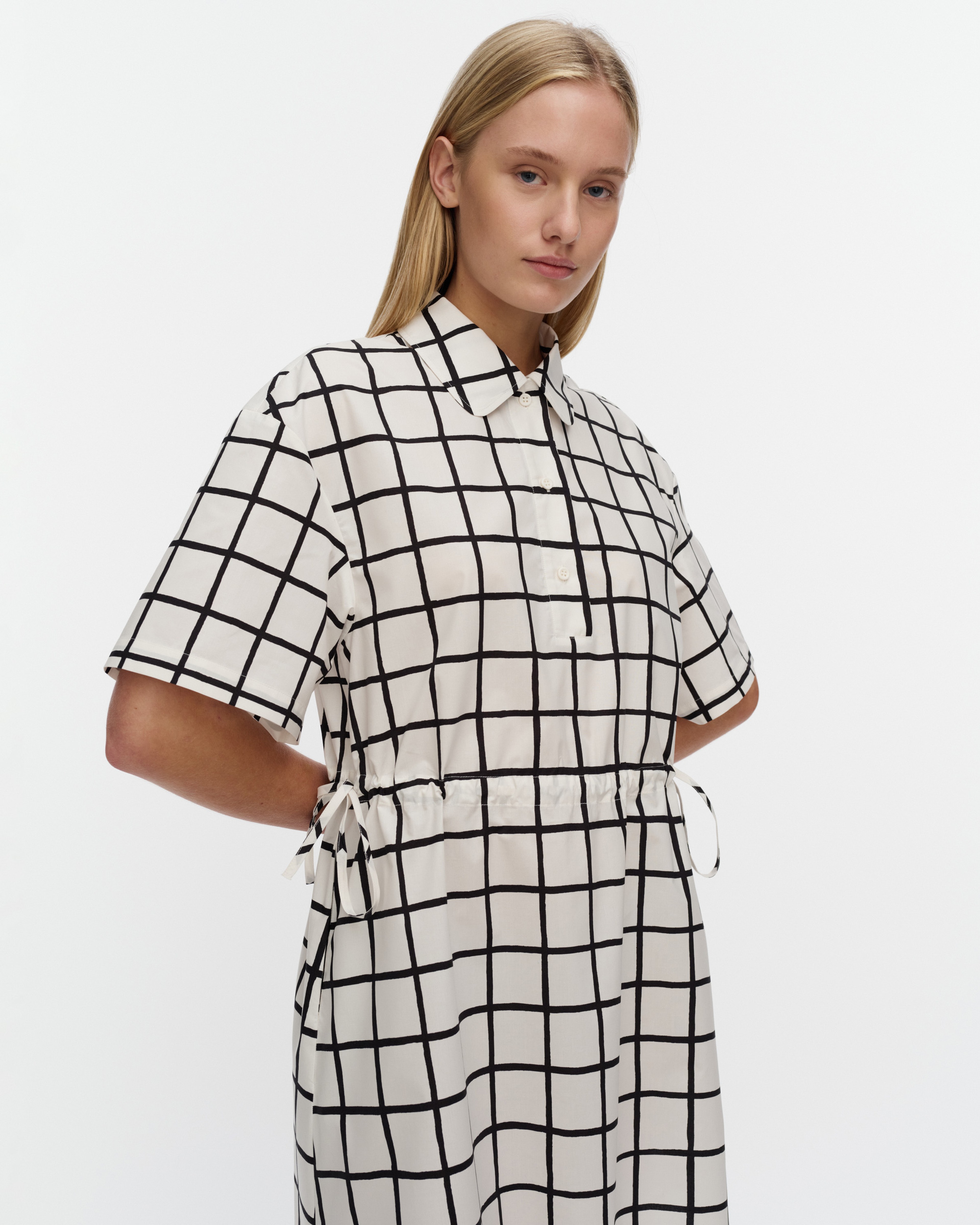 Katkelma Iso Ruutu, Dress, off white, black,