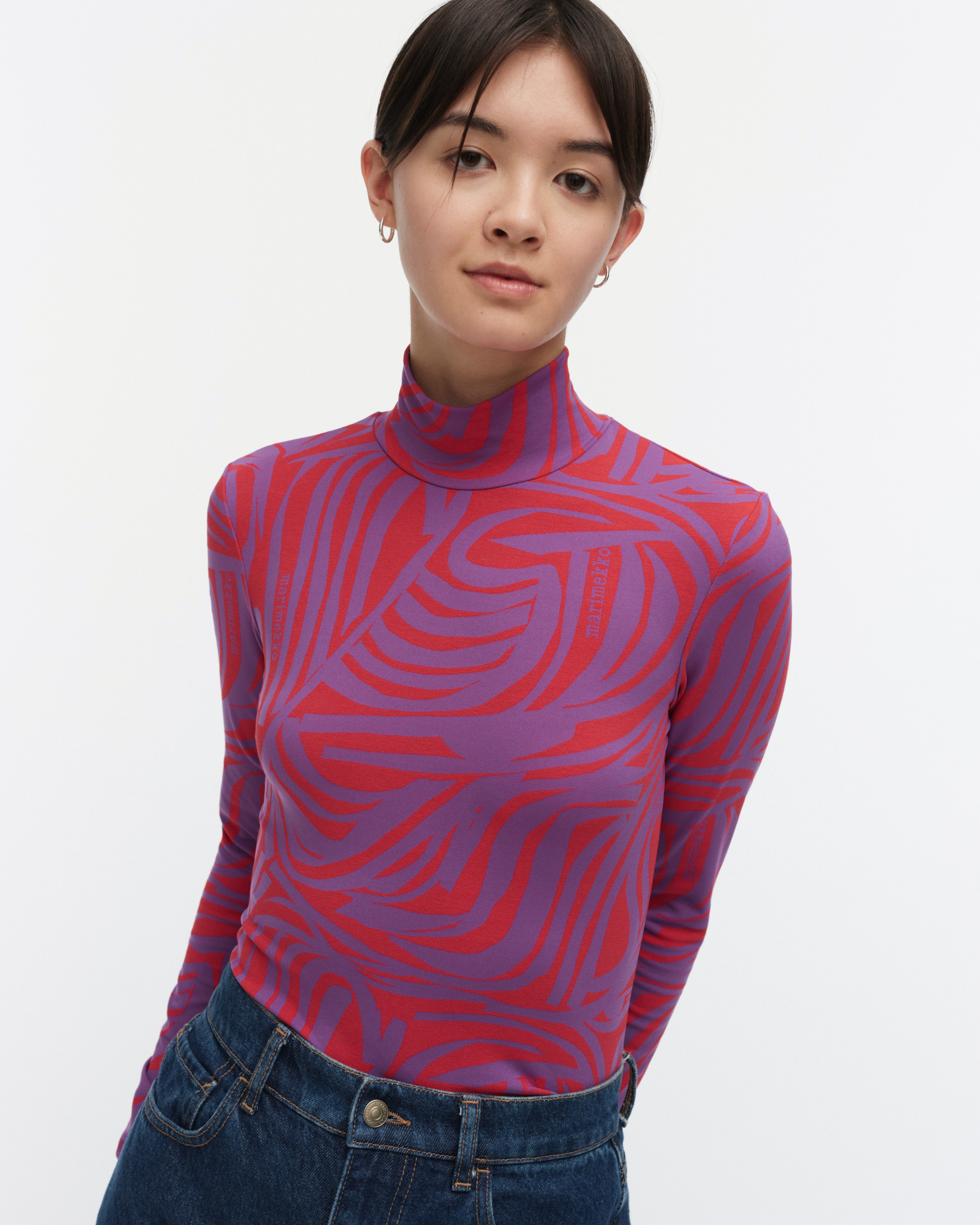 Jäkälä Jokuraita Logo, Turtleneck shirt, red, purple,