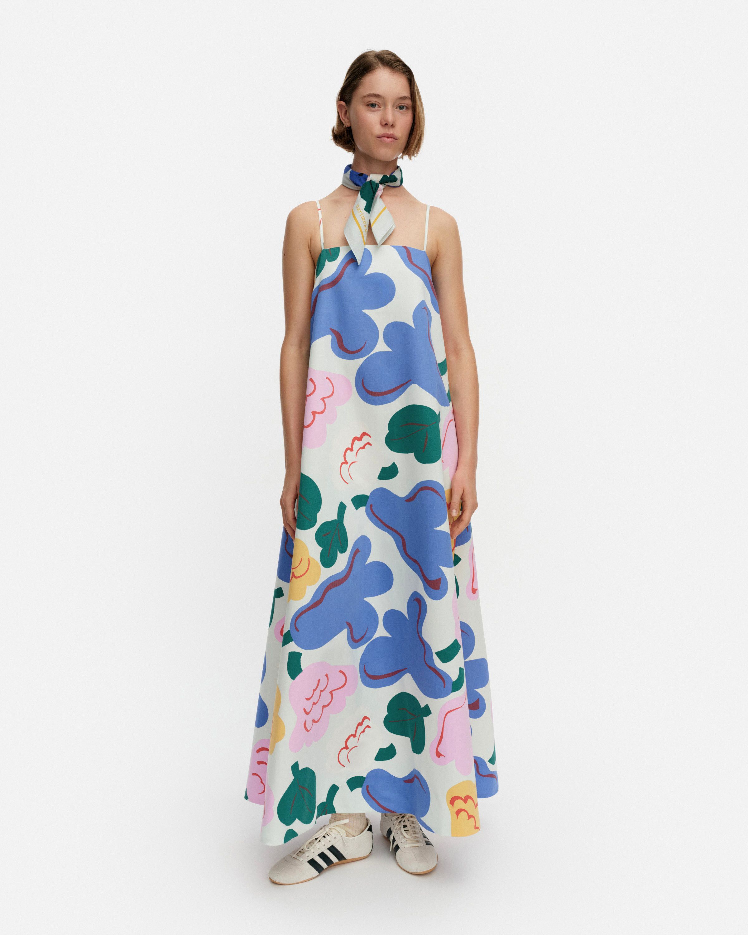 Huvittaa Kukasta Kukkaan Dress | Marimekko