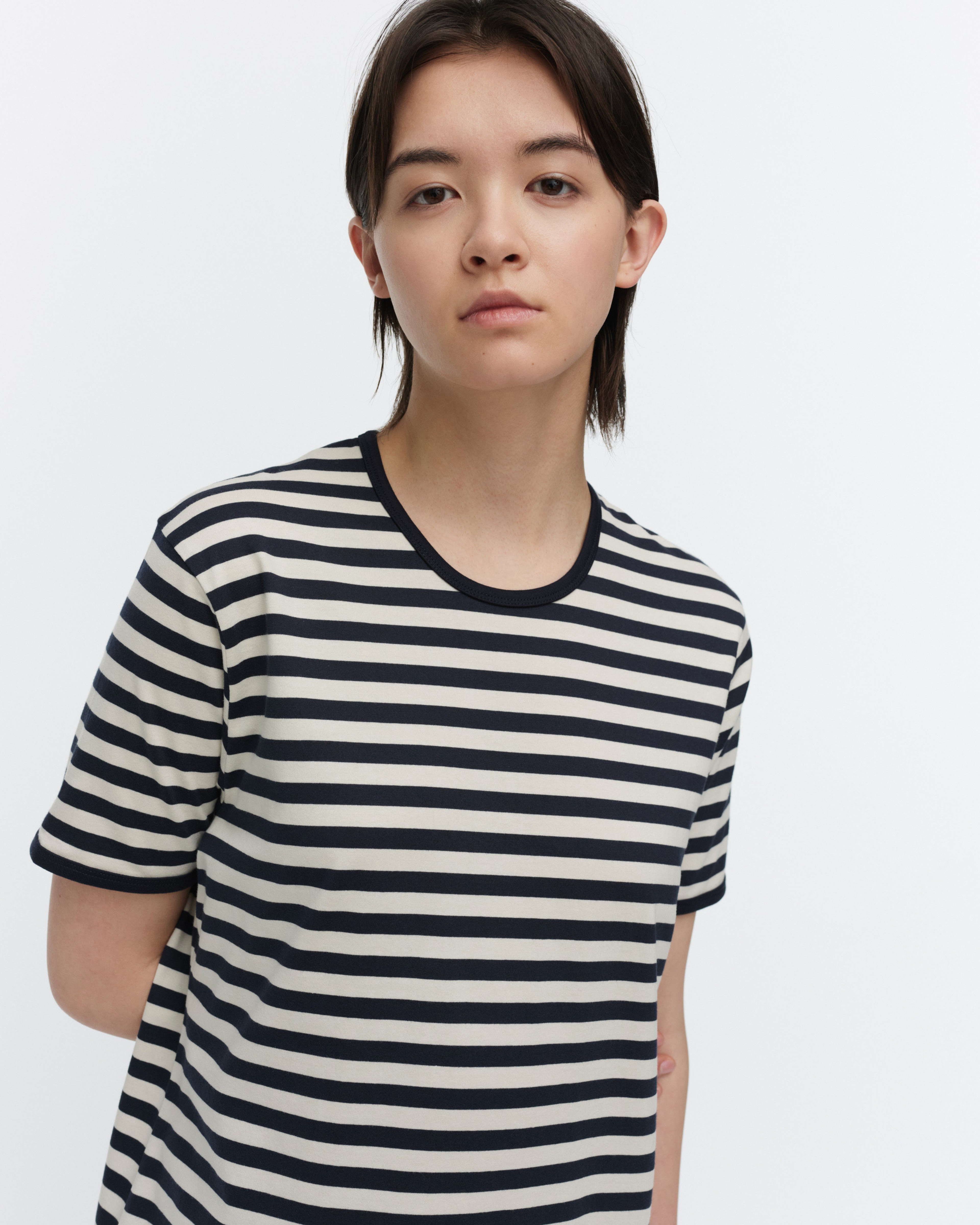 Hetta II Tasaraita, Nightgown, dark navy, off white,