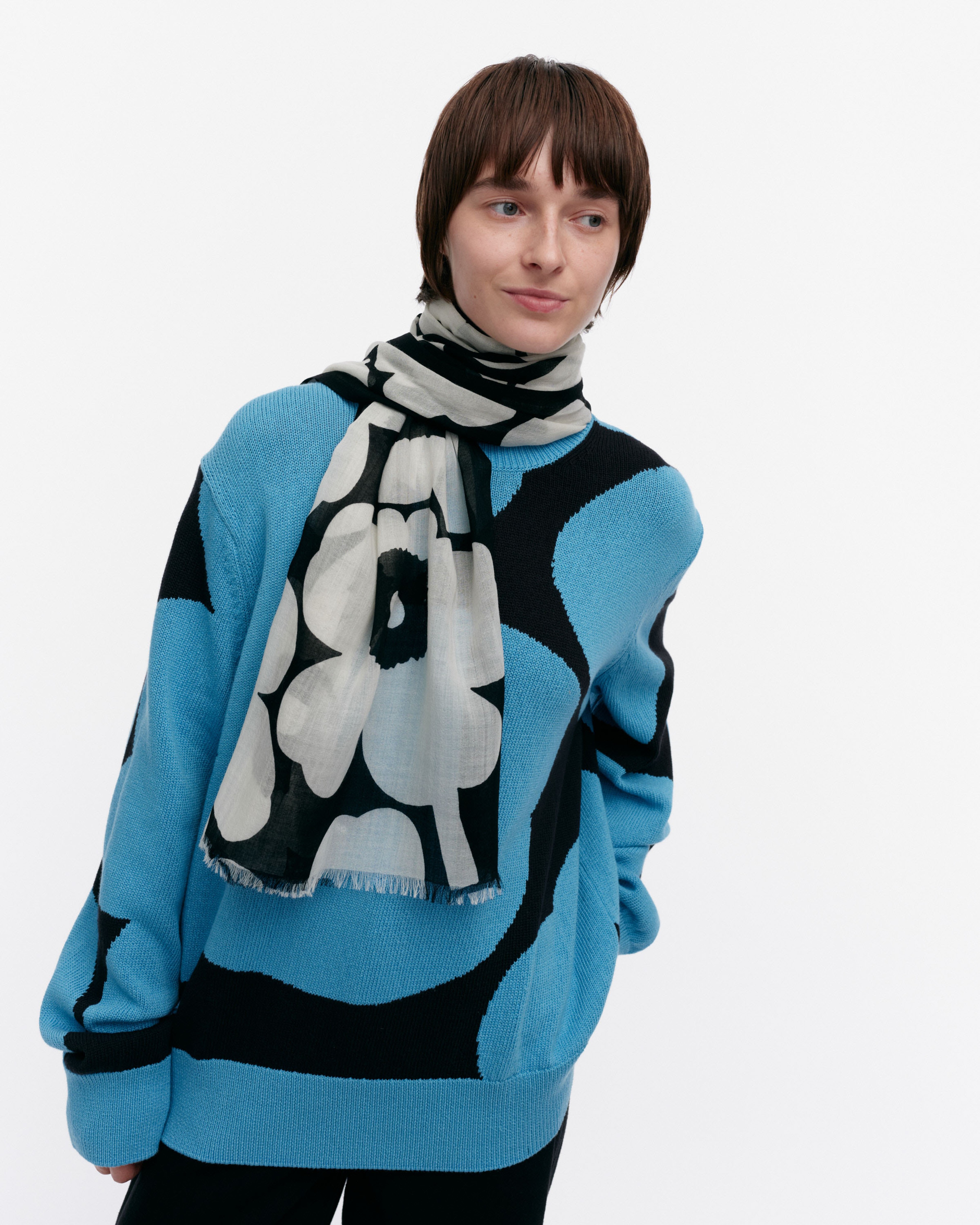 Fiore Unikko, Scarf, off white, black,