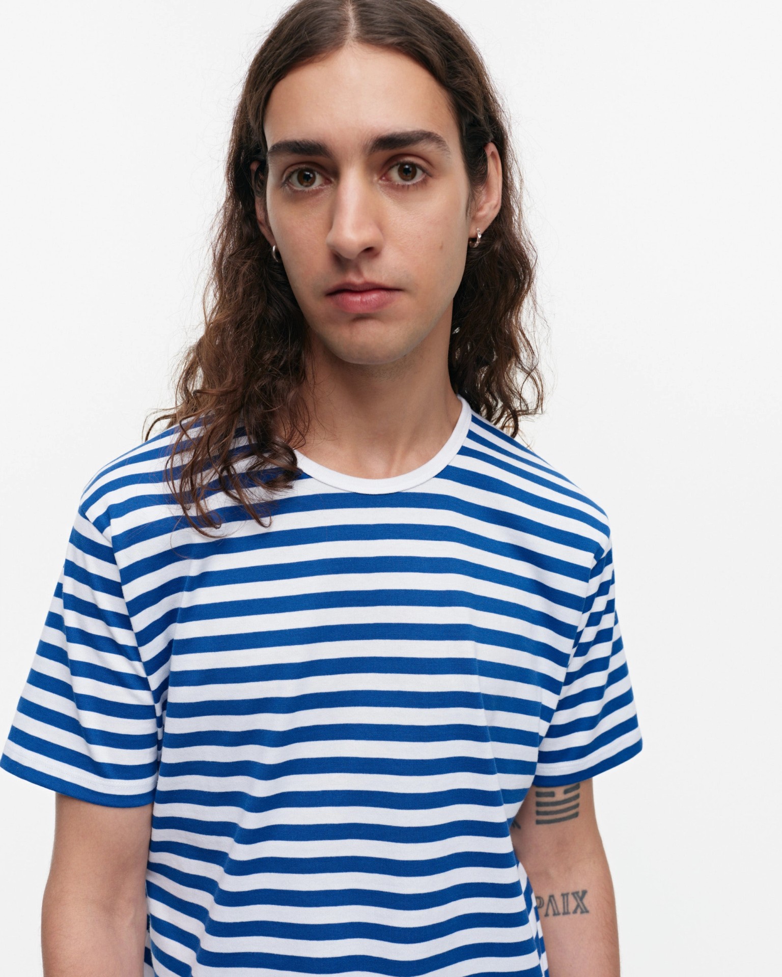 Lyhythiha, T-paita, valkoinen, sininen,