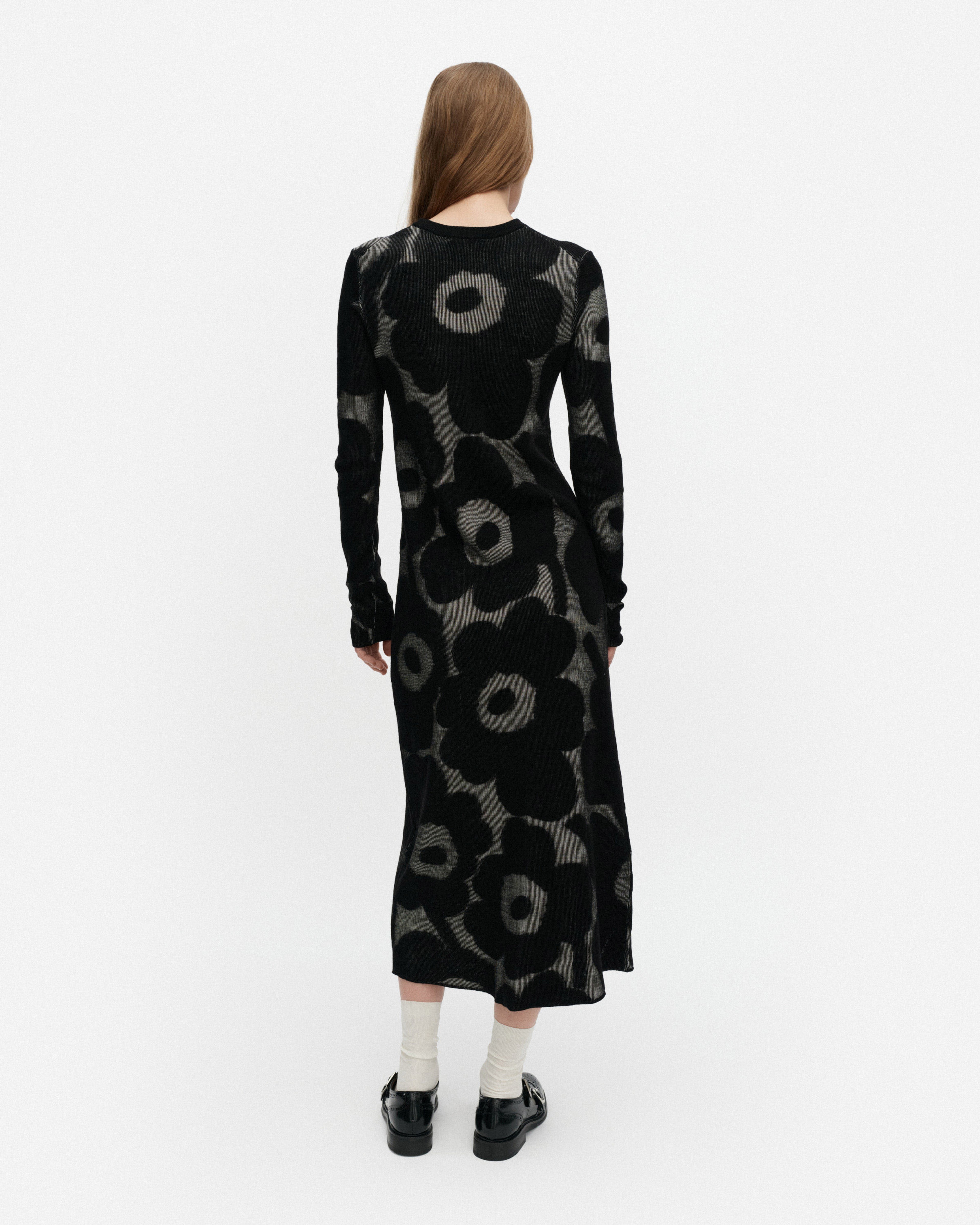 Laatia Unikko, Knitted dress, black, light pink,