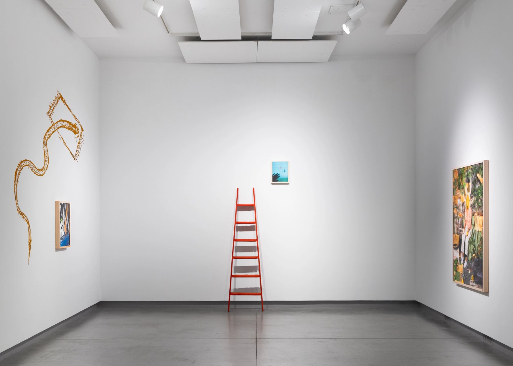 Sheida Soleimani, no breath, no breeze, 2024, installation view.