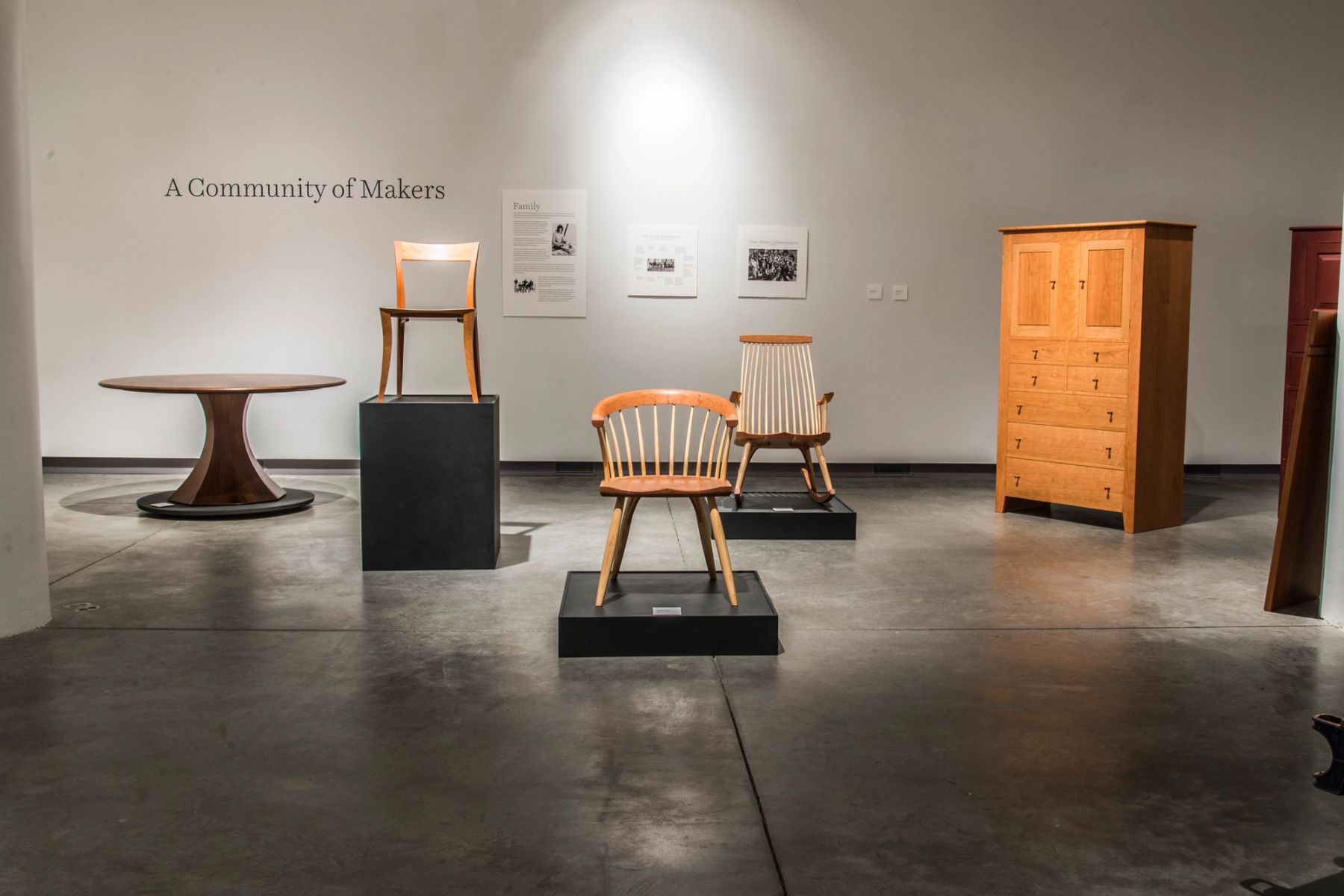 Thomas Moser: Legacy in Wood installation view.