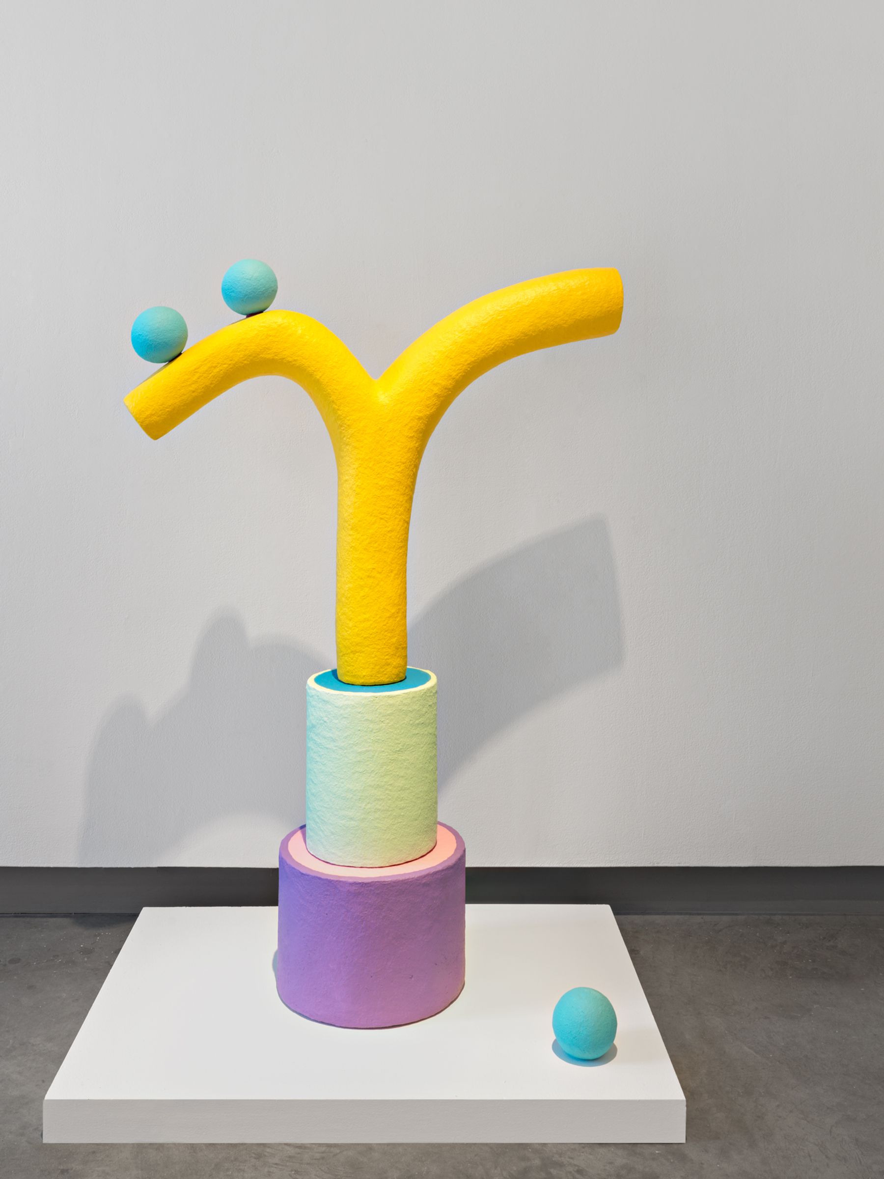 CHIAOZZA, Gemel Sculpture No. 33, 2023. Photography by Ben Ganscos Studio.