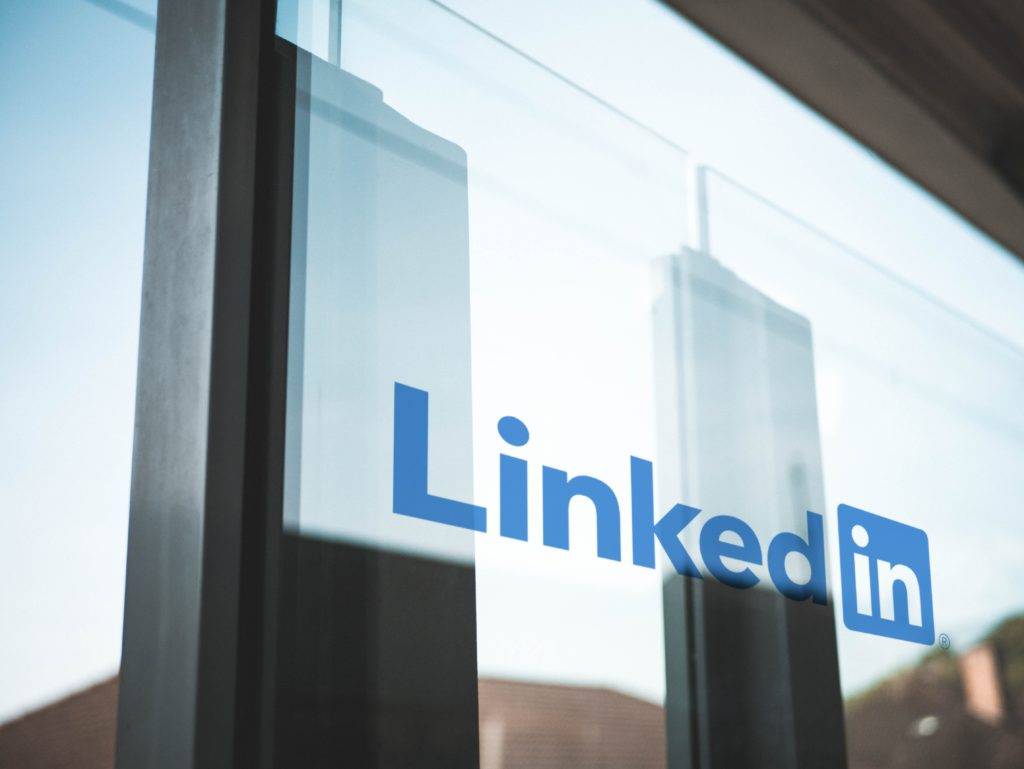 linkedin logo on door