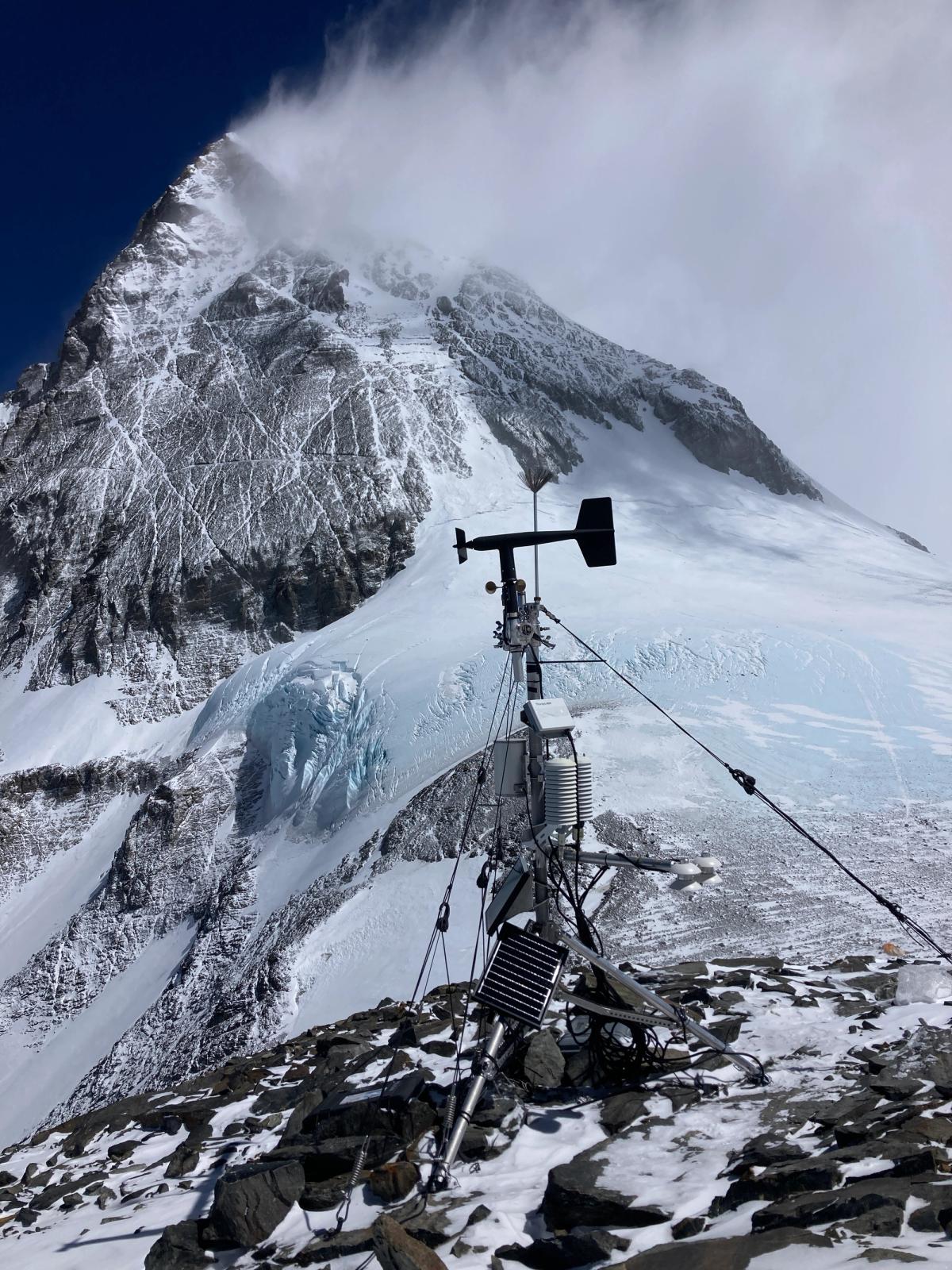 R.M. Young Geräte auf dem Mount Everest