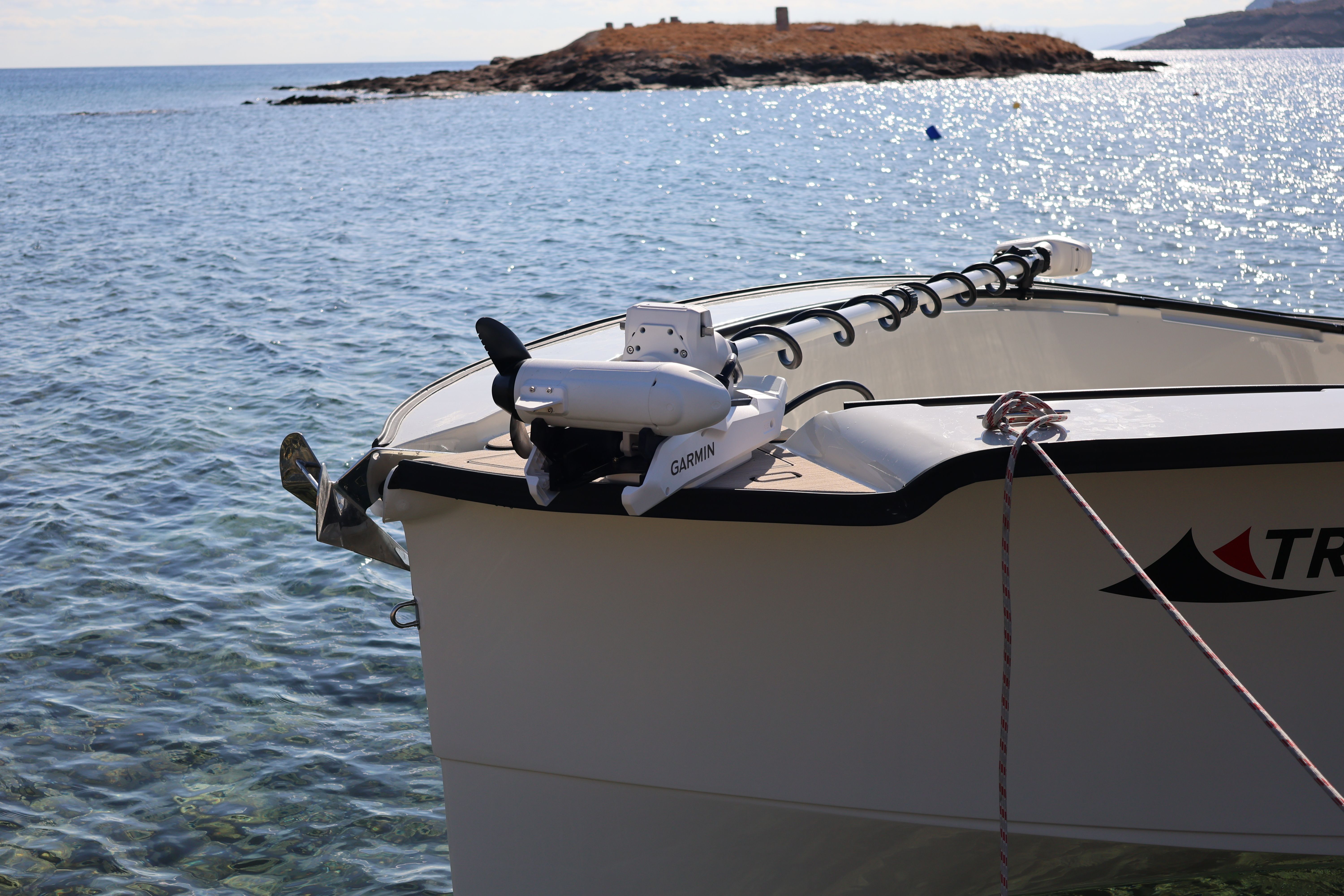 EcoRunner 78 bow, Garmin electric anchor motor