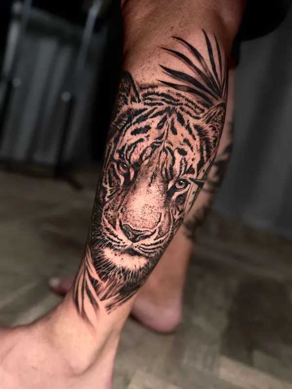 A tattoo by Jones