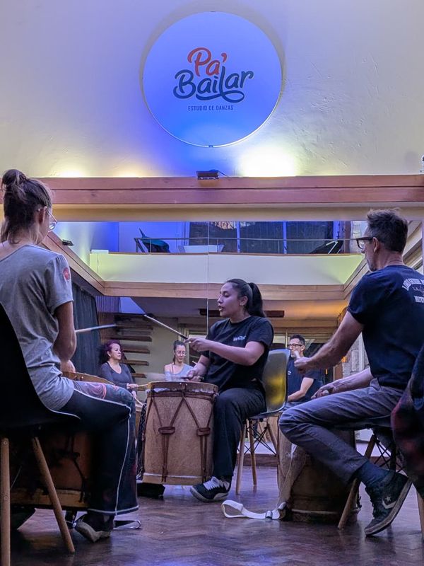Taller de bombo en escena