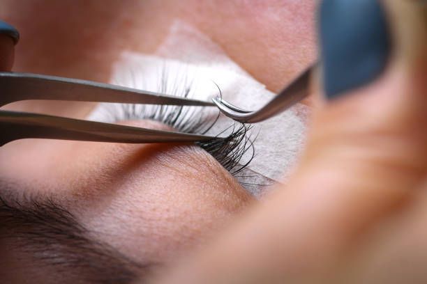 Lash tech