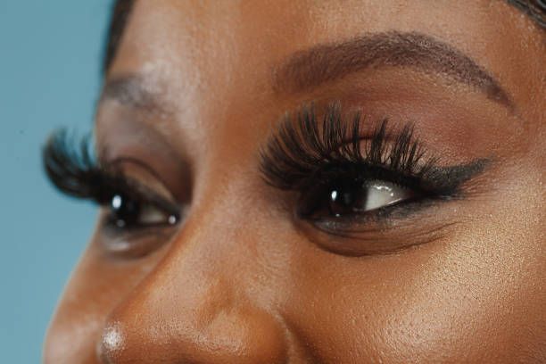 Lash tech