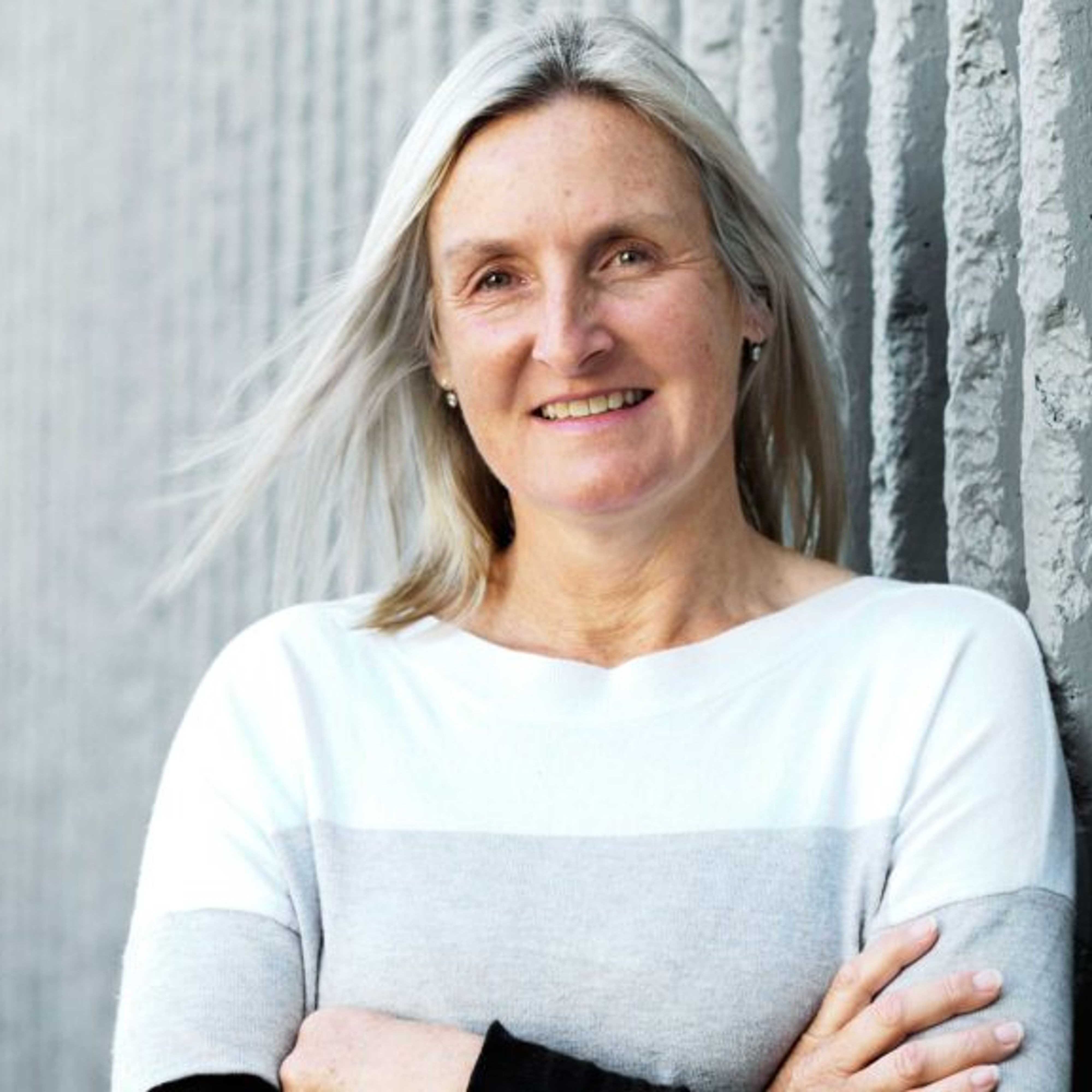 Prof Leigh Signal