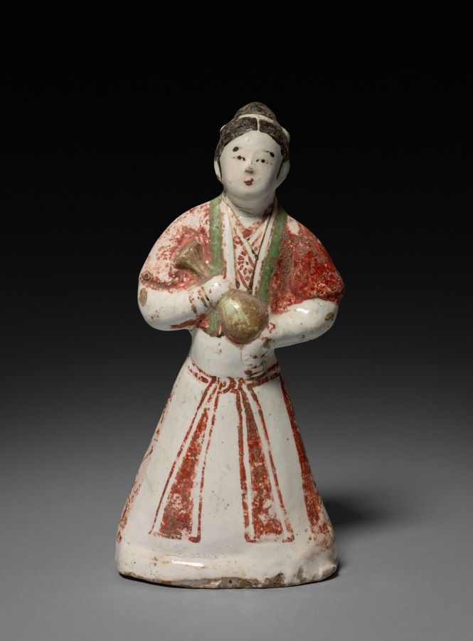 Vase en grès et pierre, Moyen Âge