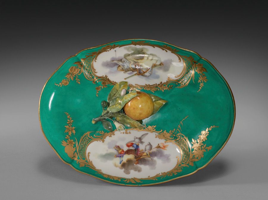 Soupière en porcelaine, Louis XV
