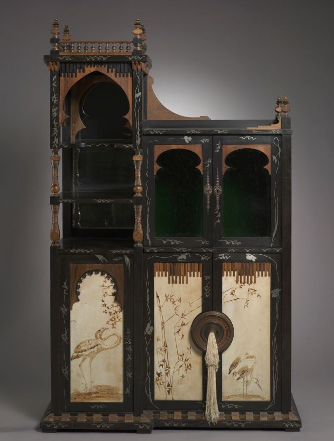 Cabinet en verre, Art nouveau