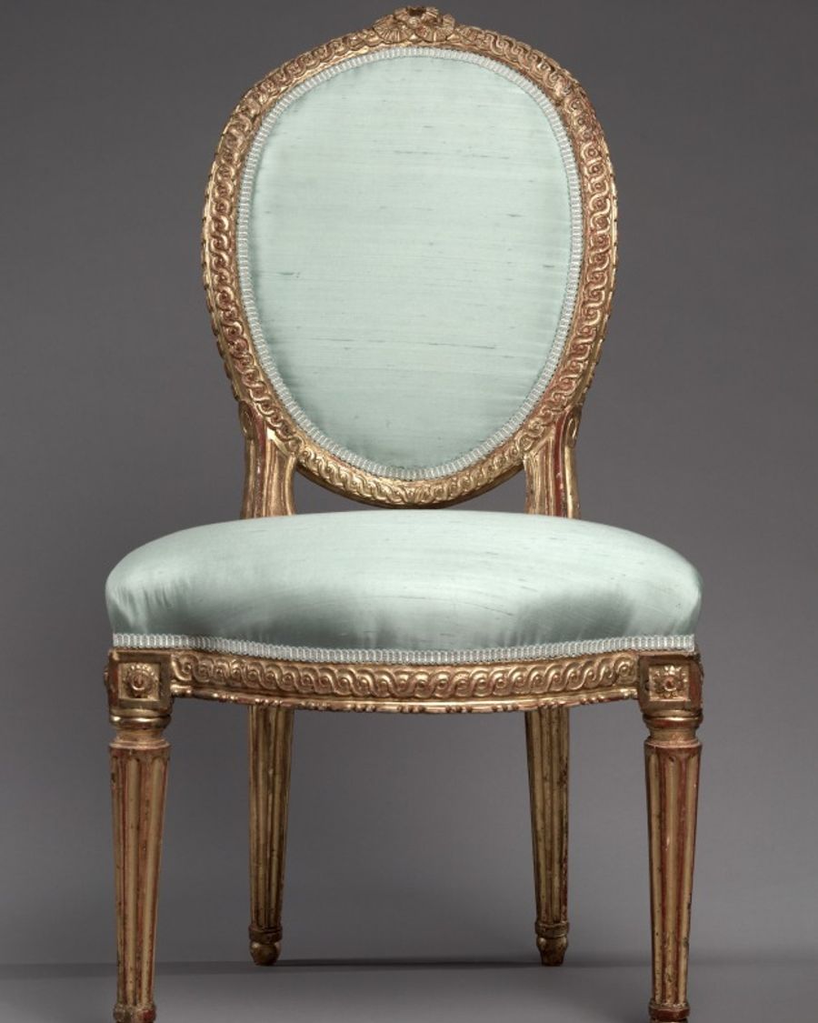 Chaise en bois doré, Louis XV