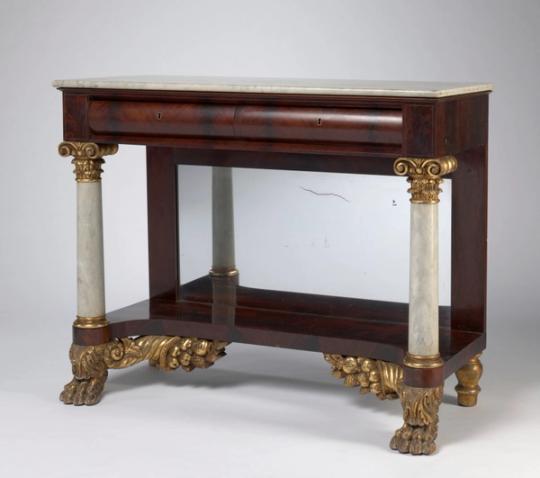 Console en acajou et placage, Restauration