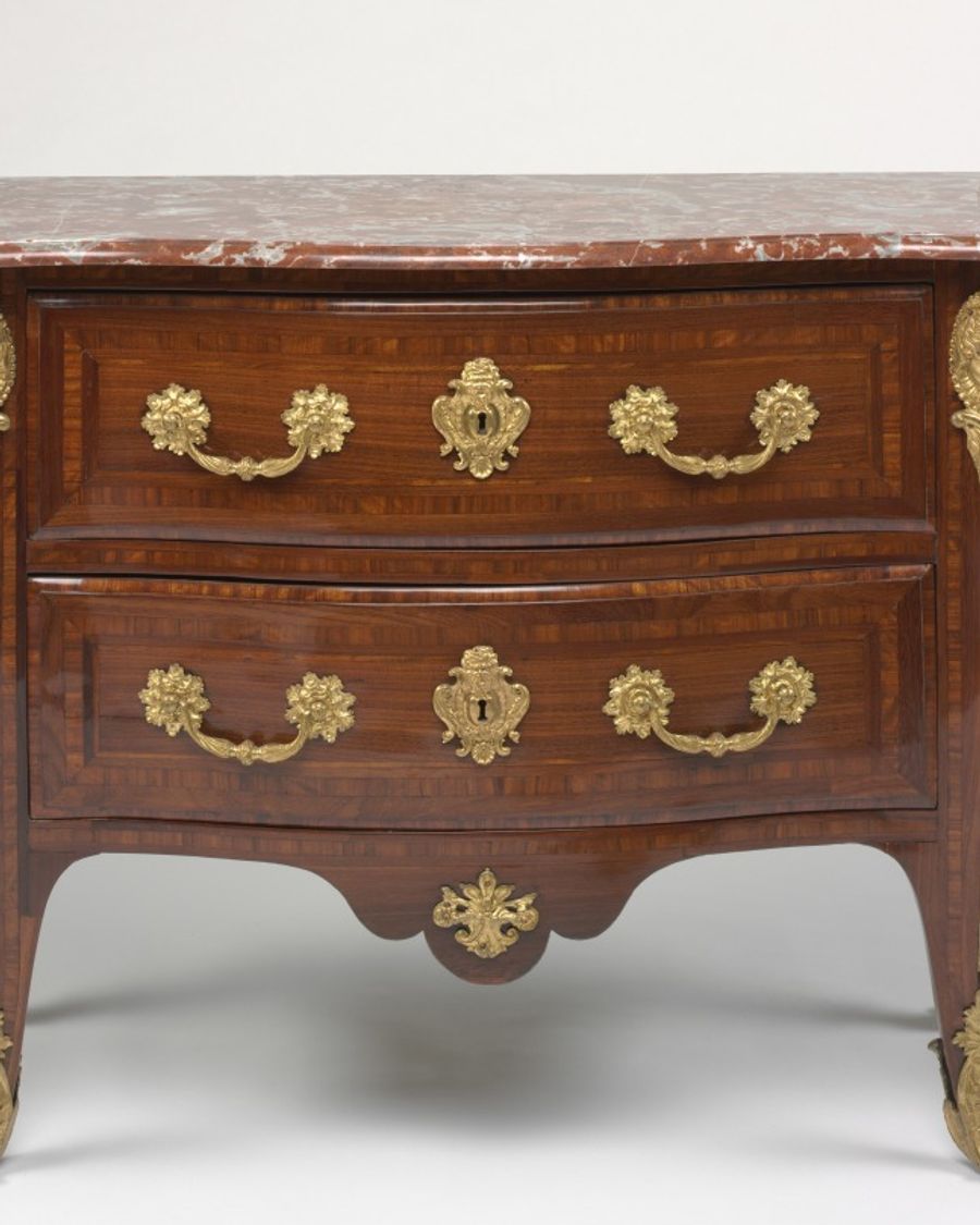 Commode en palissandre et marbre, Louis XV