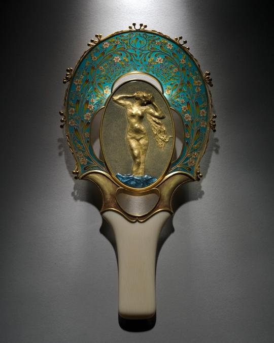 Miroir en bois doré et verre, Art nouveau