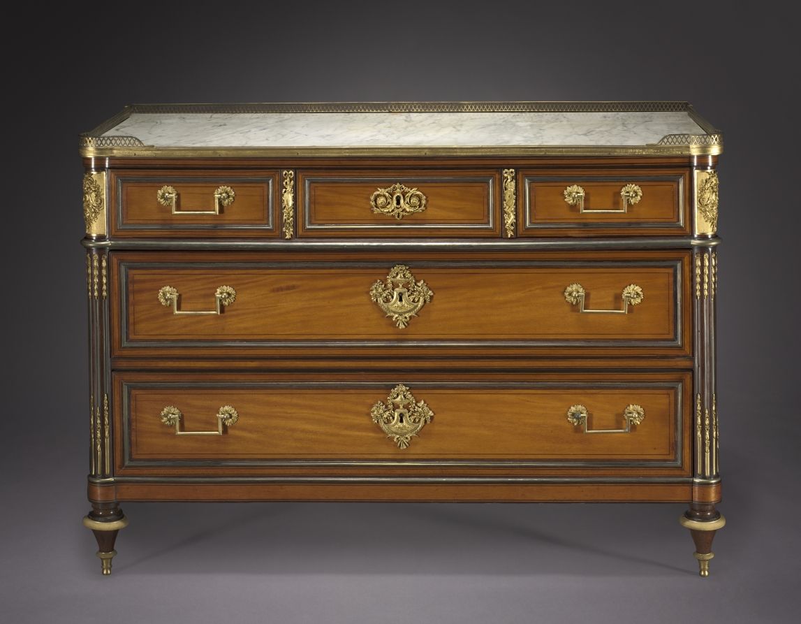 Commode en chêne et acajou, Louis XVI