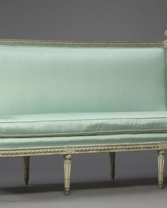 Canapé en noyer, Louis XVI