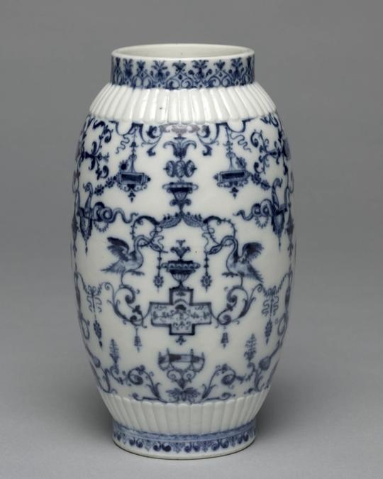 Vase en porcelaine, Louis XIV