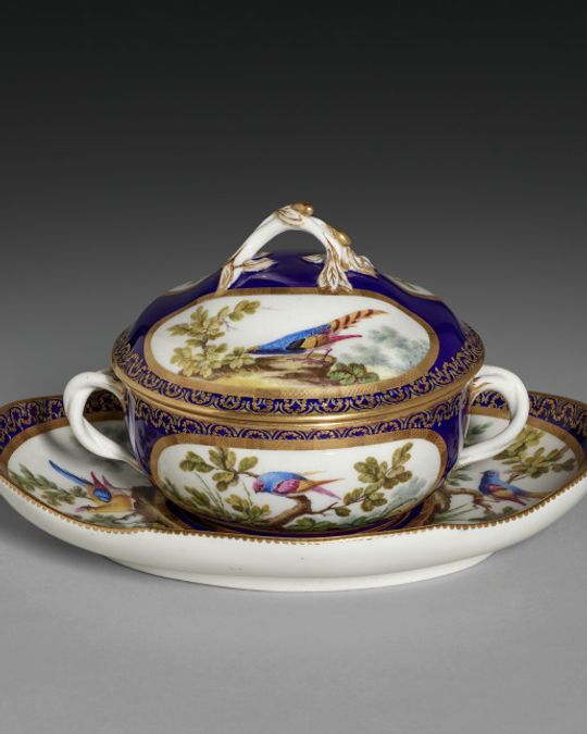 Coupe en porcelaine, Transition