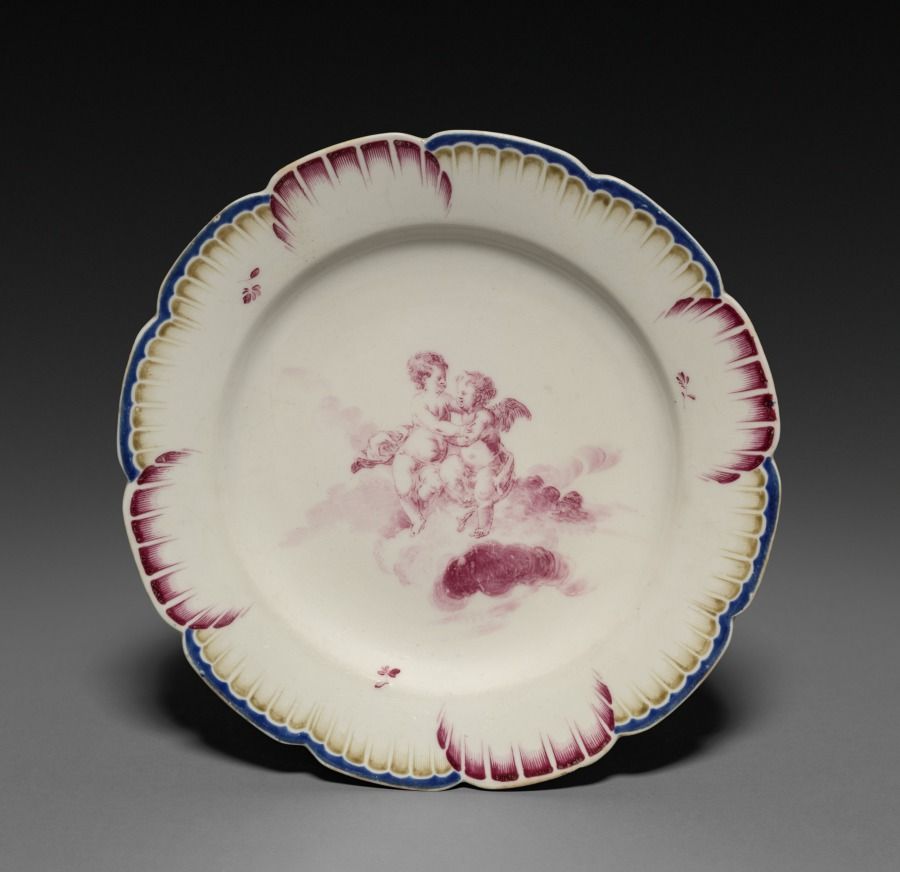Assiette en porcelaine, Louis XVI