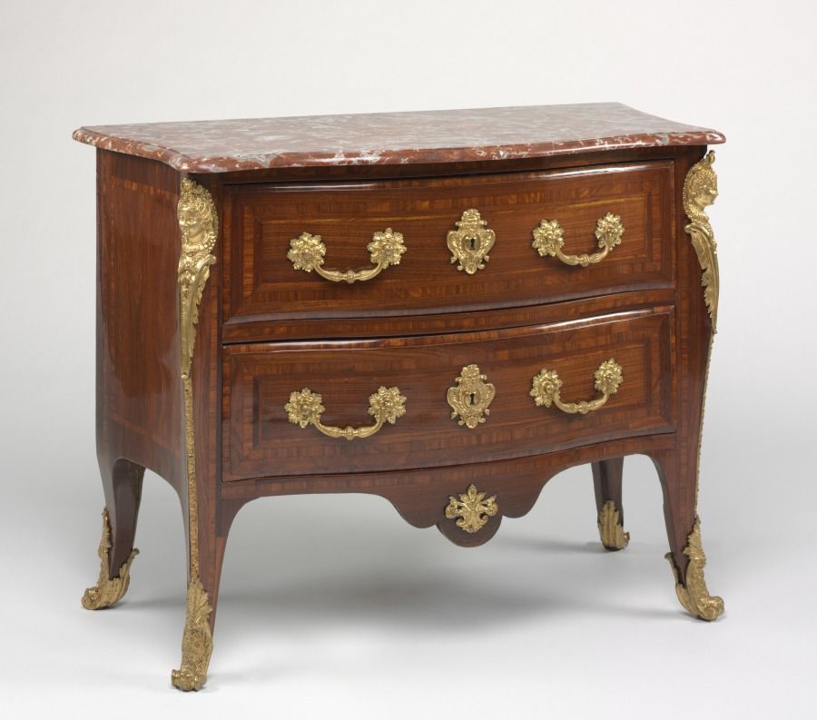 Commode en palissandre et marbre, Louis XV