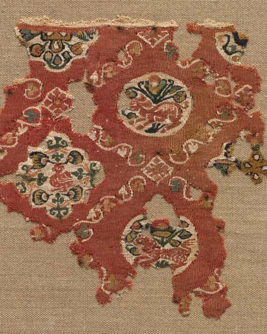 Tapisserie en lin et laine, Moyen Âge