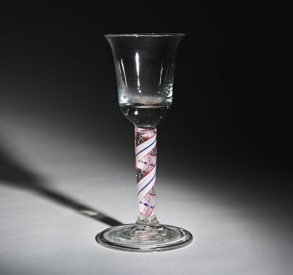 Verre à pied en verre, XVIIIe siècle