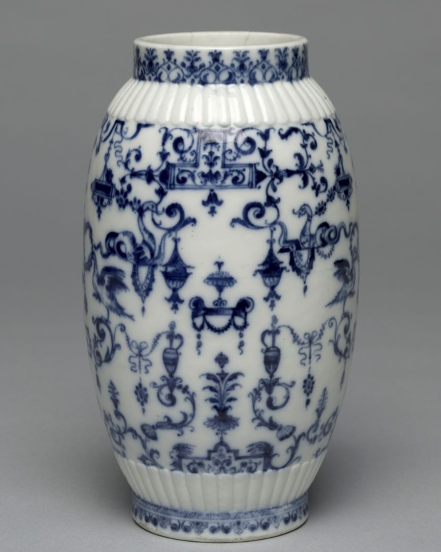 Vase en porcelaine, Louis XIV