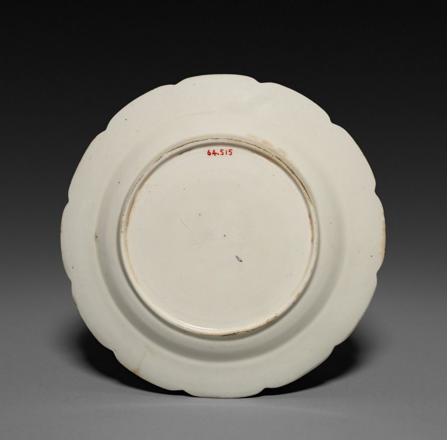 Assiette en porcelaine, Louis XVI