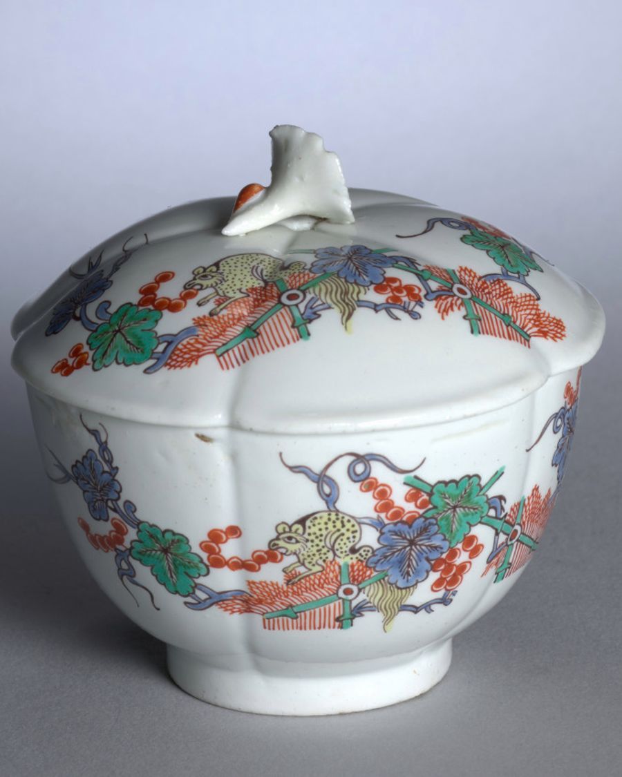 Coupe en porcelaine, Louis XV