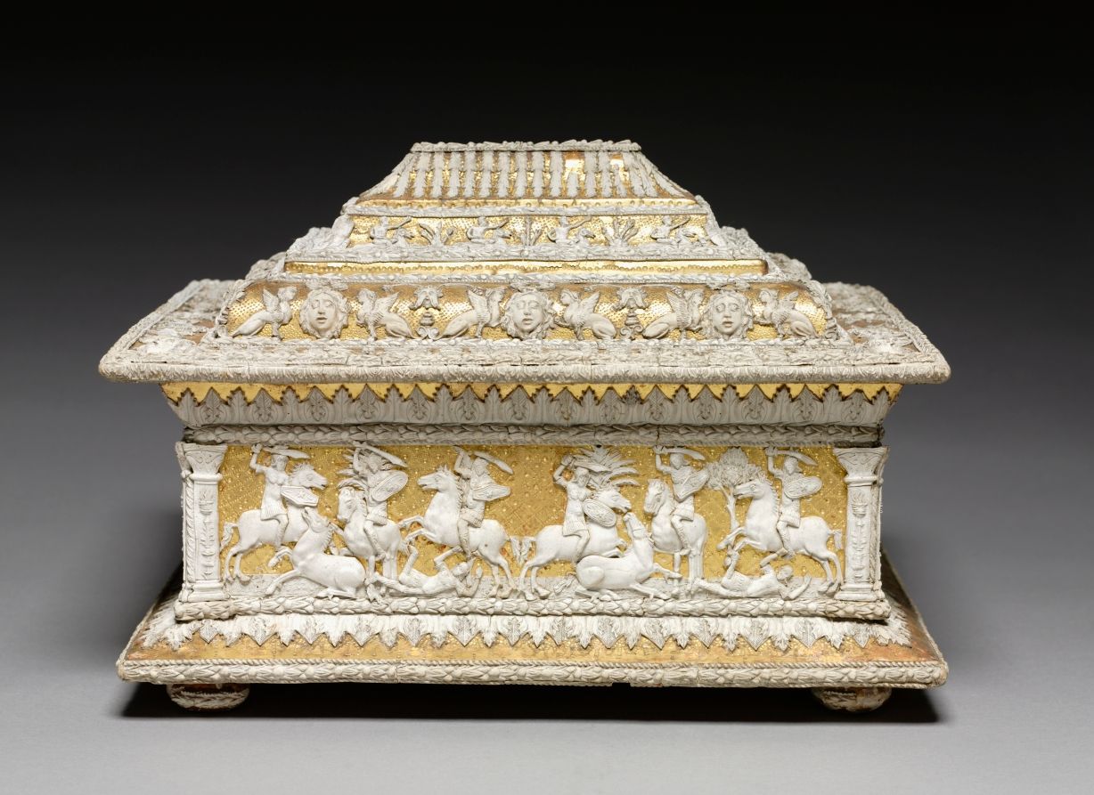 Coffret en bois doré, Renaissance
