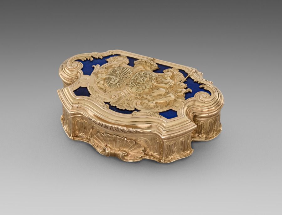 Tabatière en argent, Louis XV