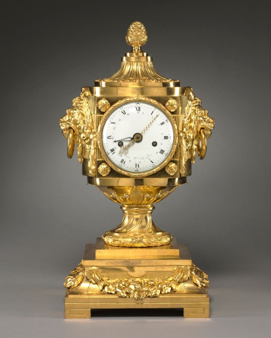 Pendule en bronze, Louis XVI