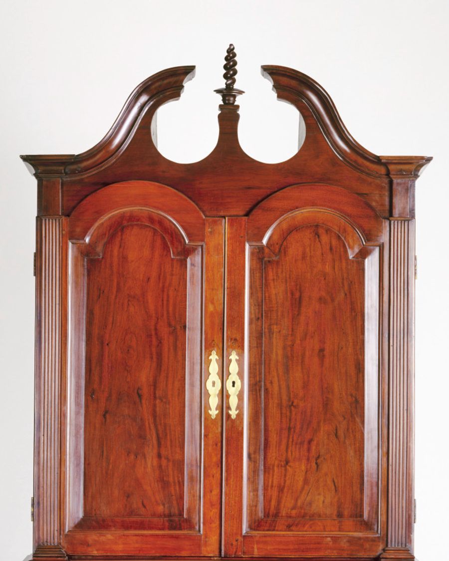 Cabinet en acajou et pin, Louis XVI