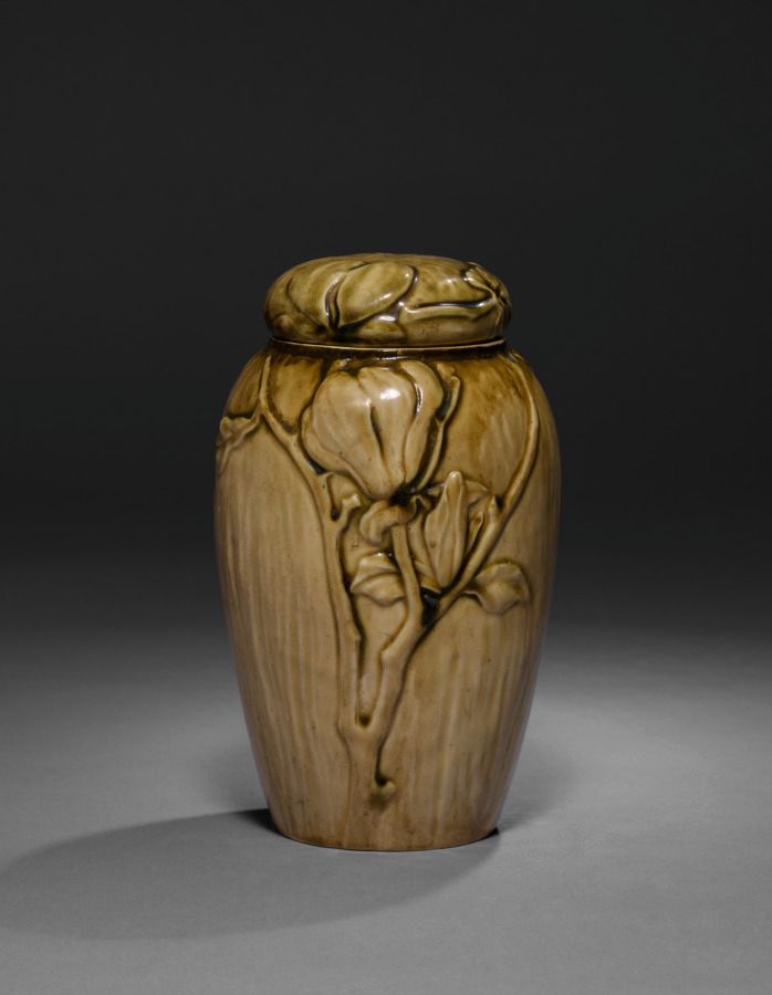 Pendule en bronze et laiton, Art nouveau