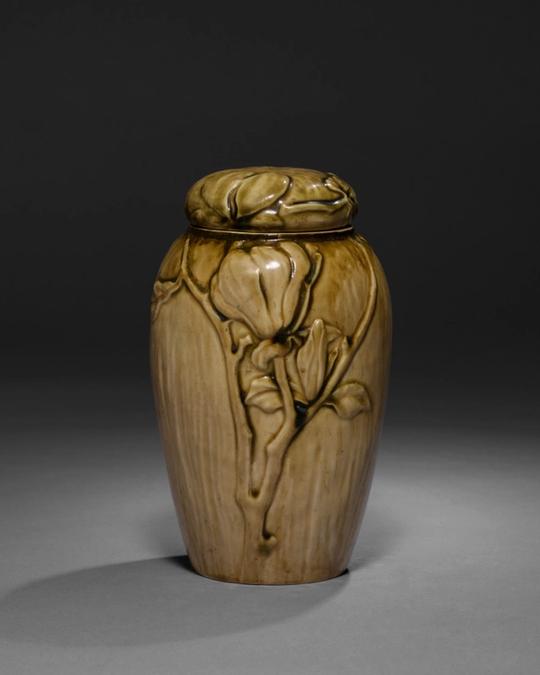 Pendule en bronze et laiton, Art nouveau