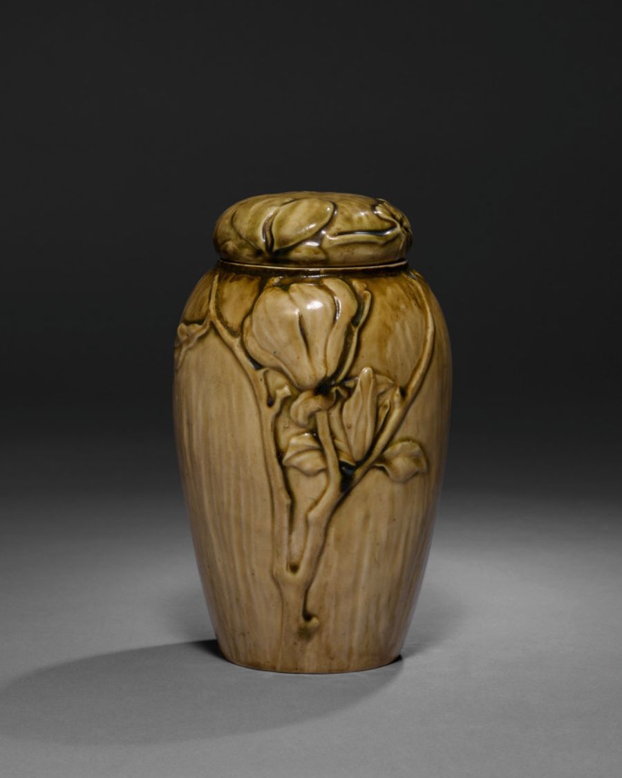 Pendule en bronze et laiton, Art nouveau