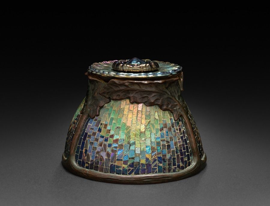 Bougeoir en bronze et verre, Art nouveau