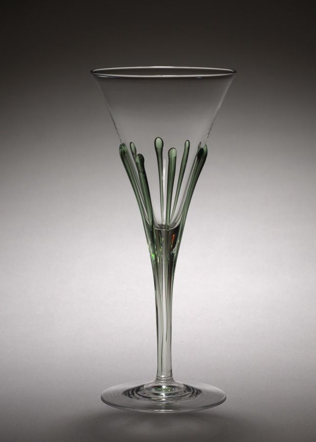 Verre à pied en verre, XXe siècle